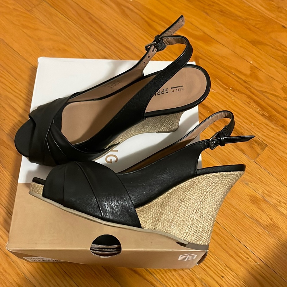 Peep toe wedge sling backs